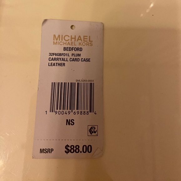 Nwt MICHAEL KORS BURGUNDY WALLET.  SEE OTHEF LISTING FOR MATCHING BAG. - Picture 2 of 7